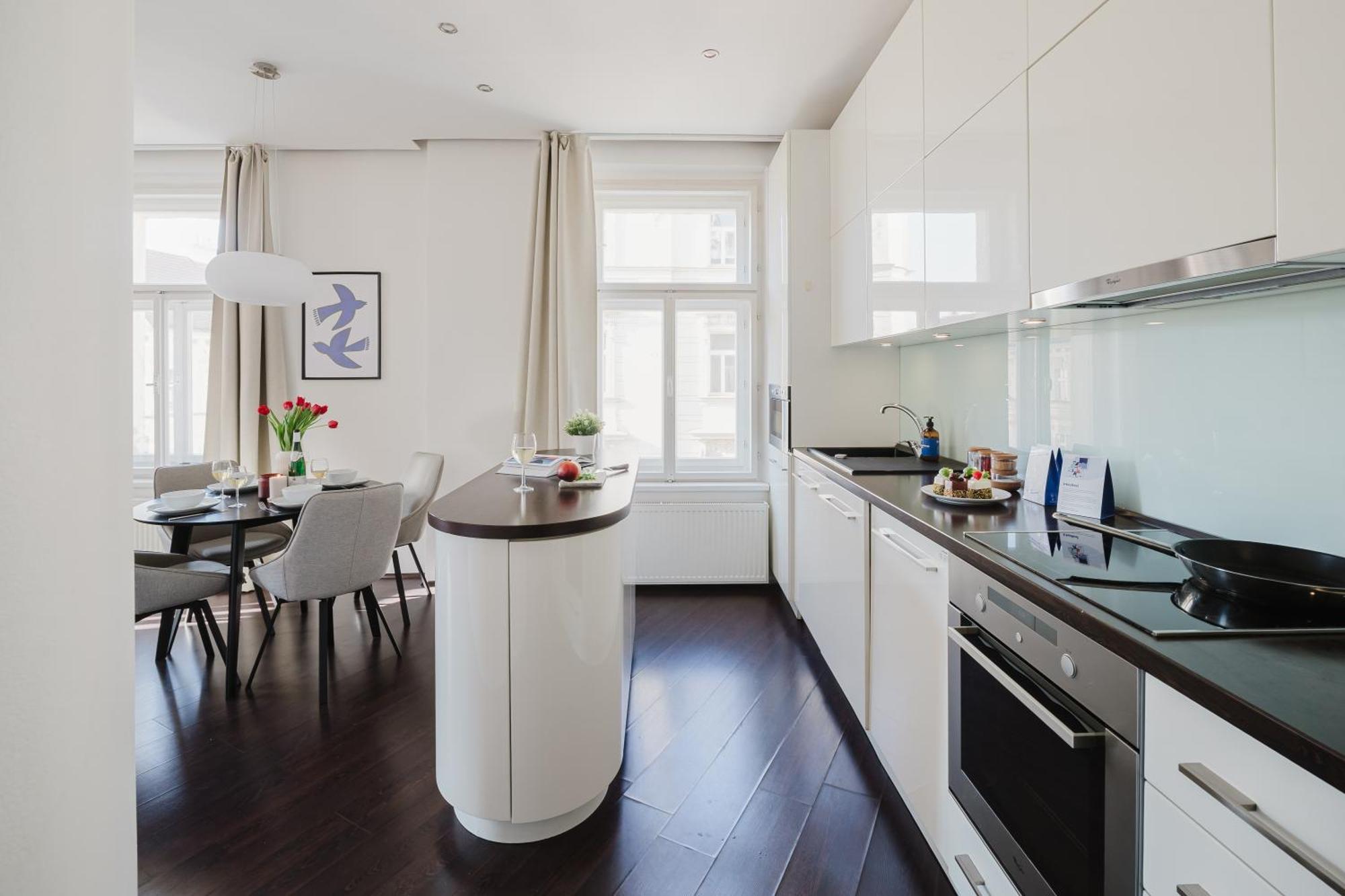 Prague Days - Stylish Apartment - Netflix - Hip District Екстериор снимка